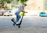 bee-scootershutterstpck